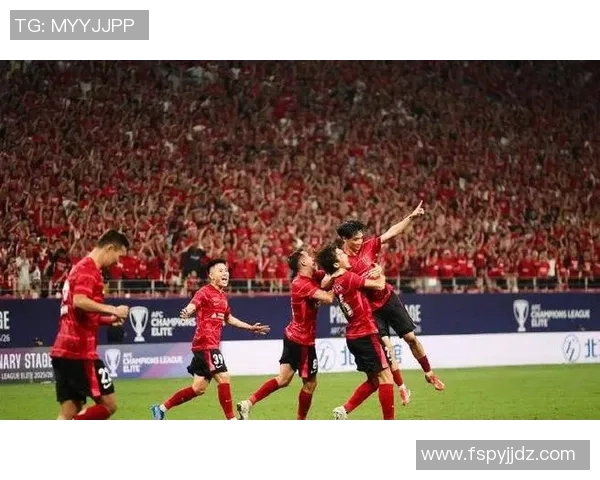 成都足球队在邀请赛中的拼搏历程与荣耀时刻全景回顾